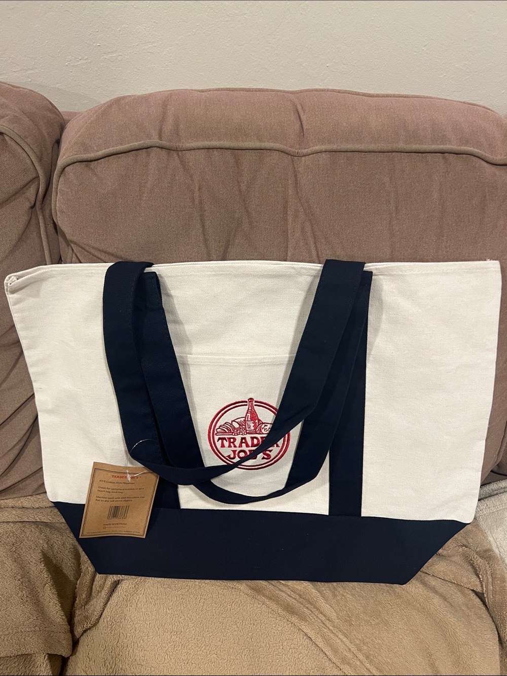 Trader Joe's Canvas Tote Bag in White and Navy - Picture 4 of 4